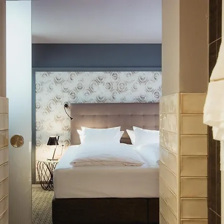 酒店 Goldene Traube - By Neugart