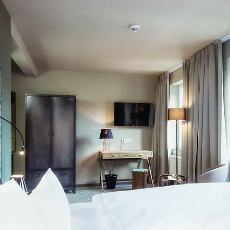 Hotel Goldene Traube - By Neugart 3*