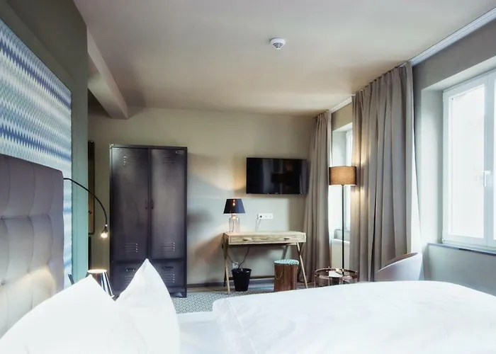 Hotel Goldene Traube - By Neugart 3*